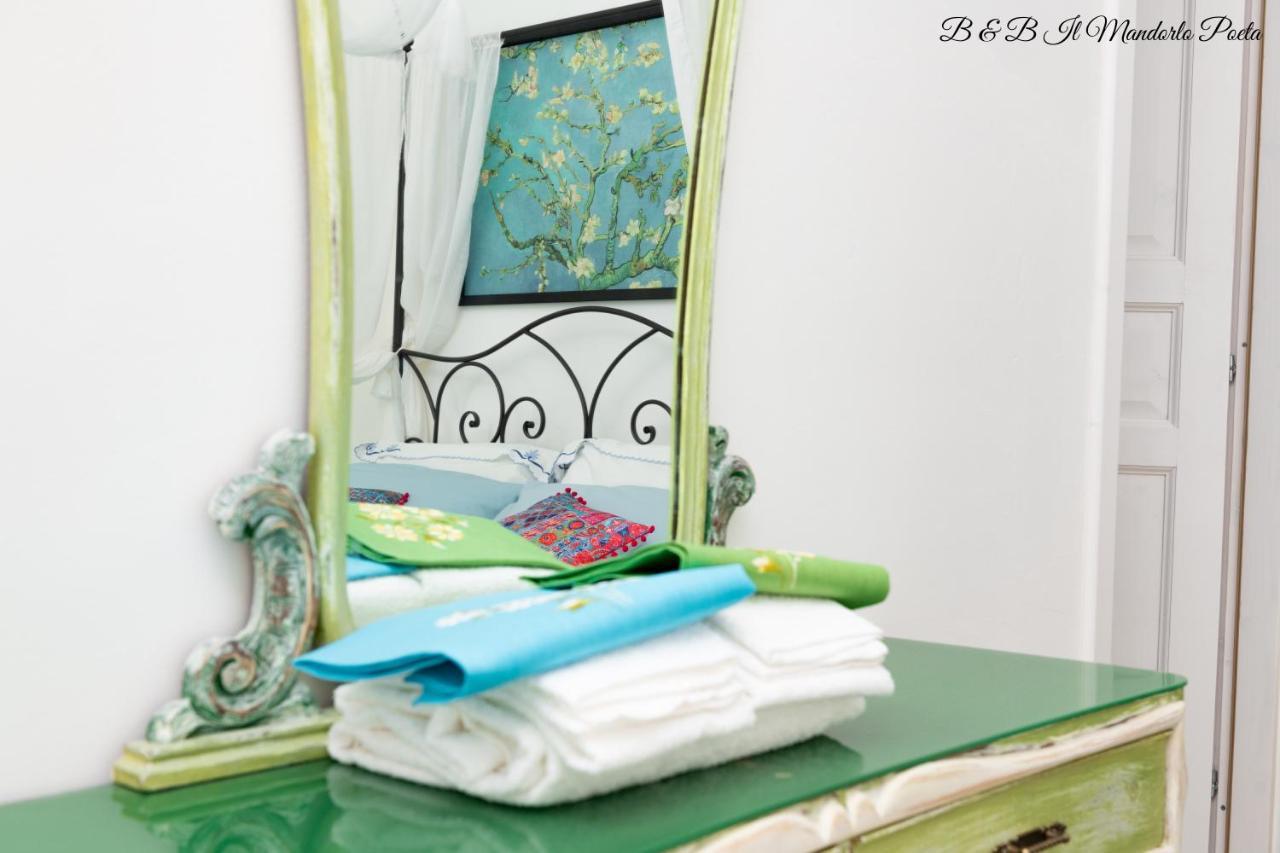 オストゥーニ Il Mandorlo Poeta Bed & Breakfast エクステリア 写真