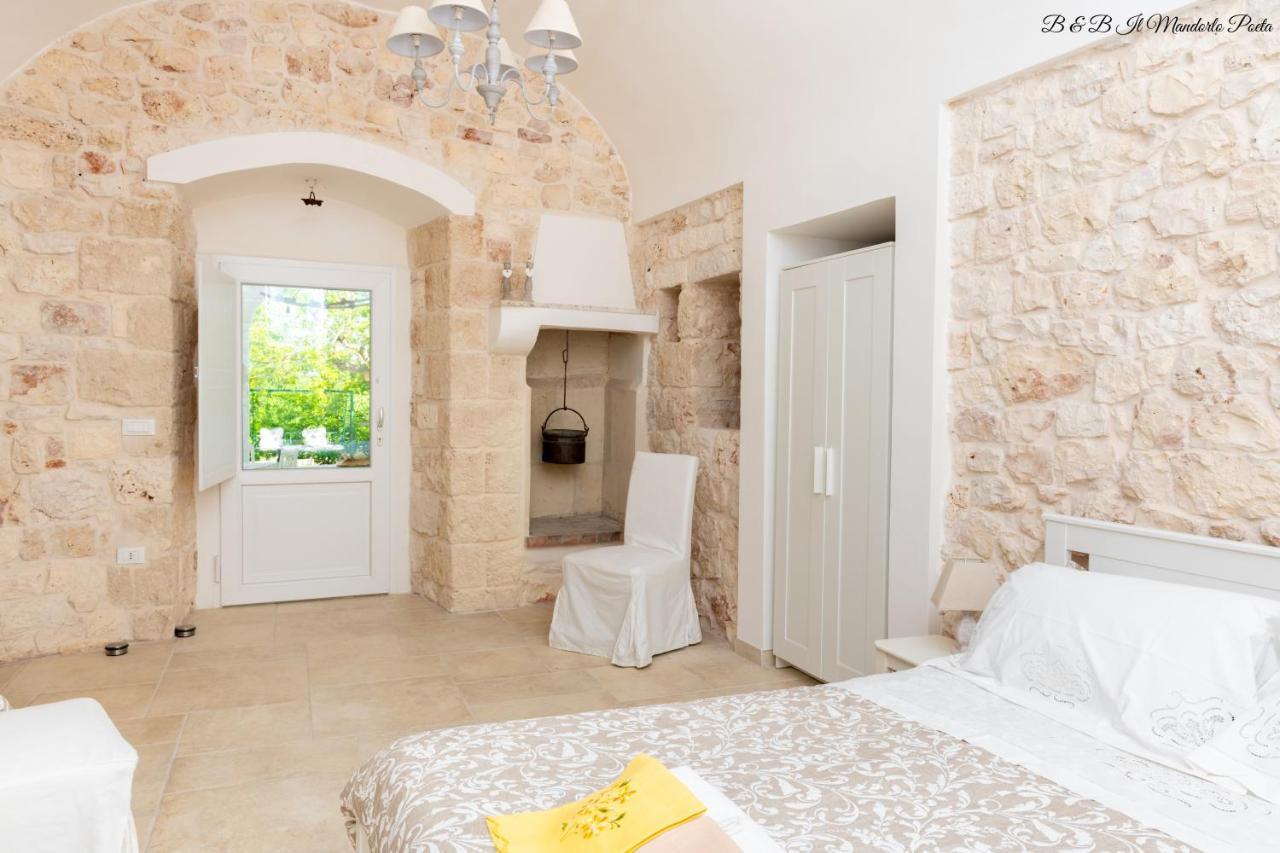 オストゥーニ Il Mandorlo Poeta Bed & Breakfast エクステリア 写真